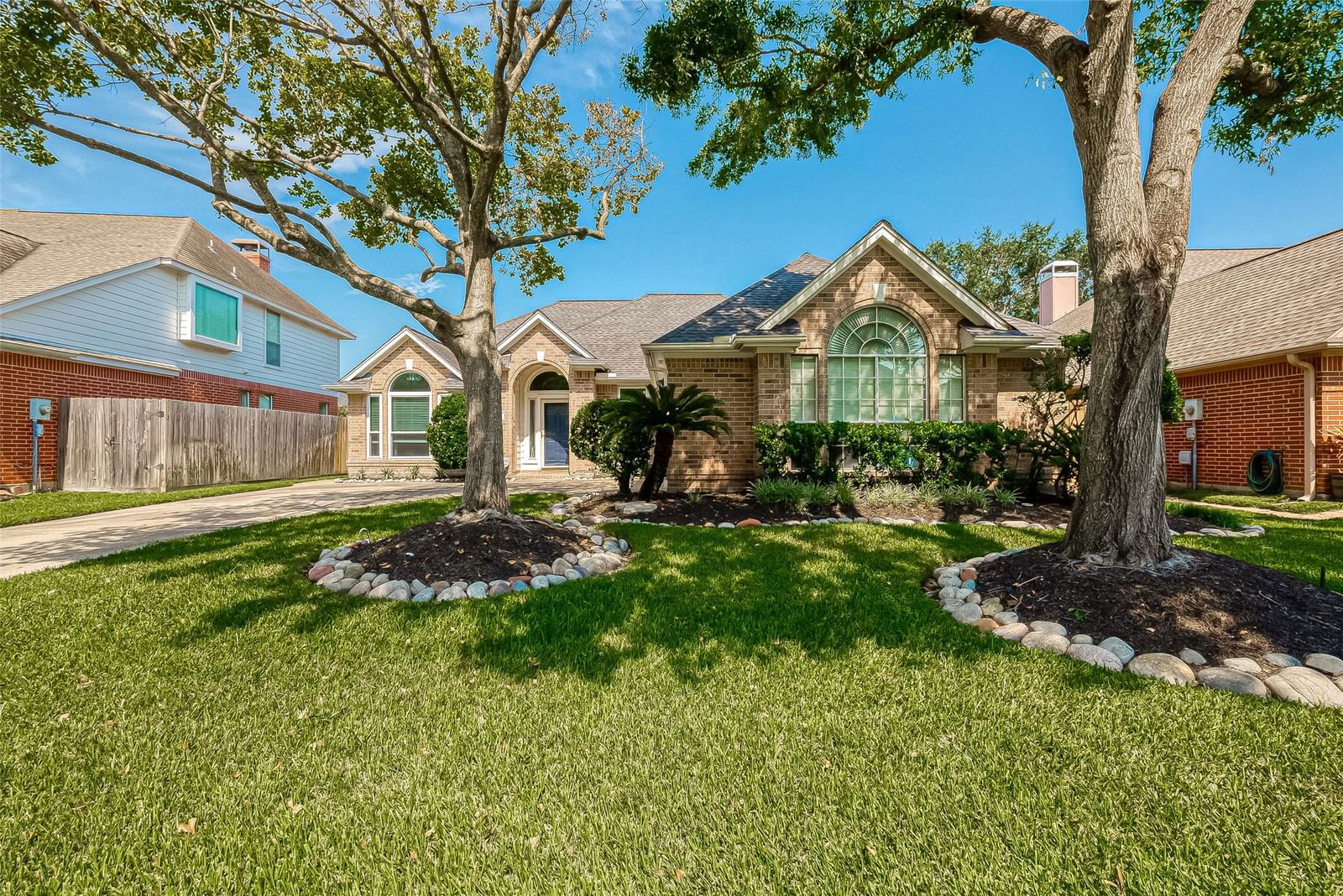 Real estate property located at 9423 Tarton Way, Harris, Crossroads Park Sec 03, Houston, TX, US