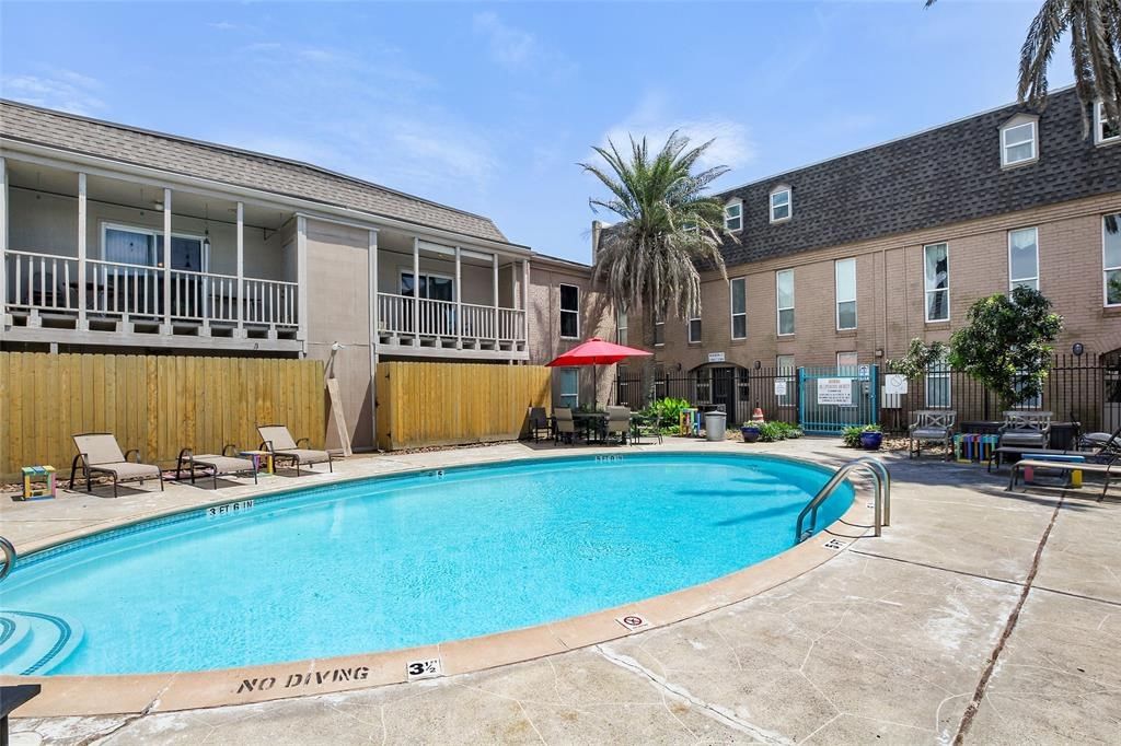 Real estate property located at 215 Post Office #501, Galveston, Galveston, TX, US