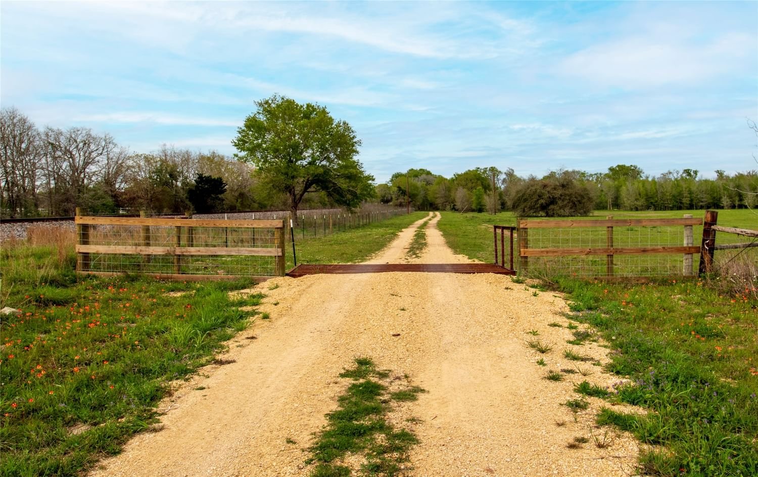 Real estate property located at TBD Fm-154, Fayette, see agent remarks, Muldoon, TX, US