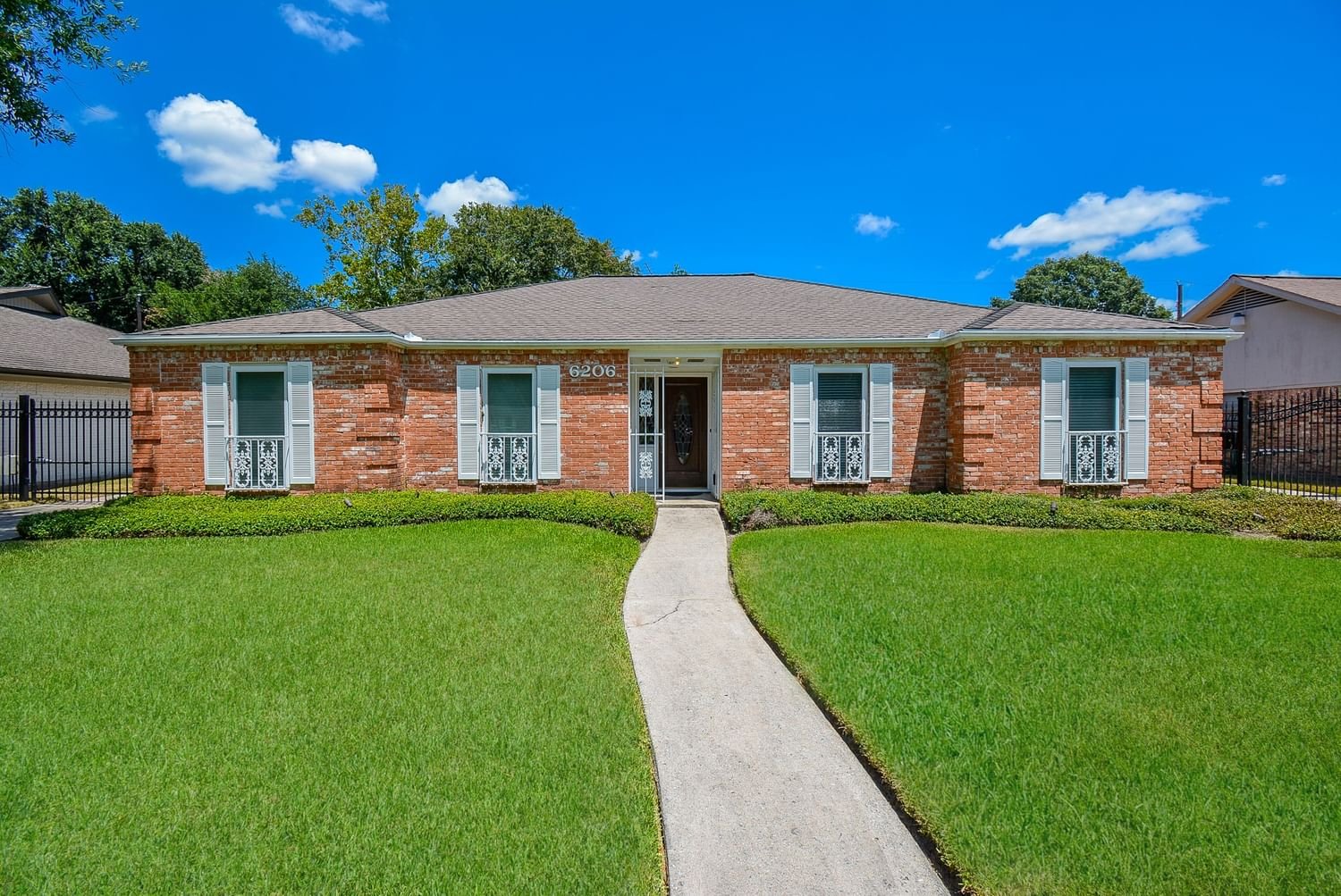 Real estate property located at 6206 Yarwell, Harris, Maplewood South, Houston, TX, US