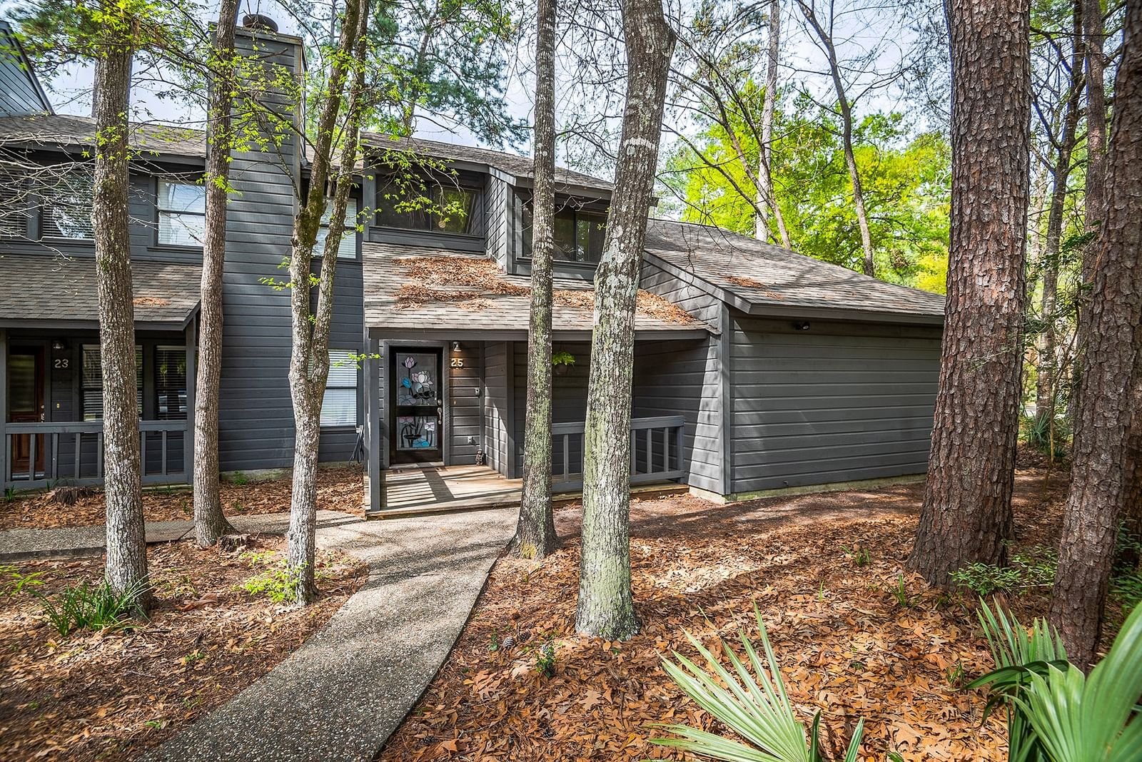 Real estate property located at 25 Sawmill Grove, Montgomery, The Arbor at Grogan's Mill, The Woodlands, TX, US