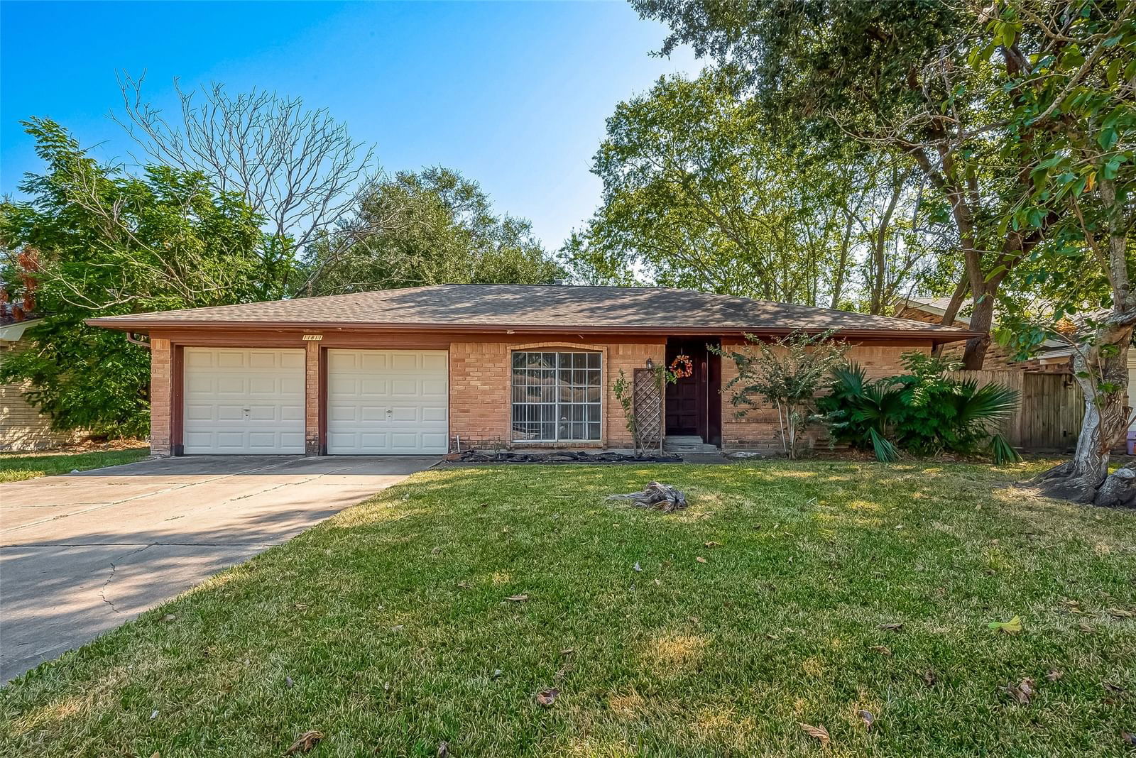 Real estate property located at 11811 Kathy, Harris, Fondren Park 2, Houston, TX, US