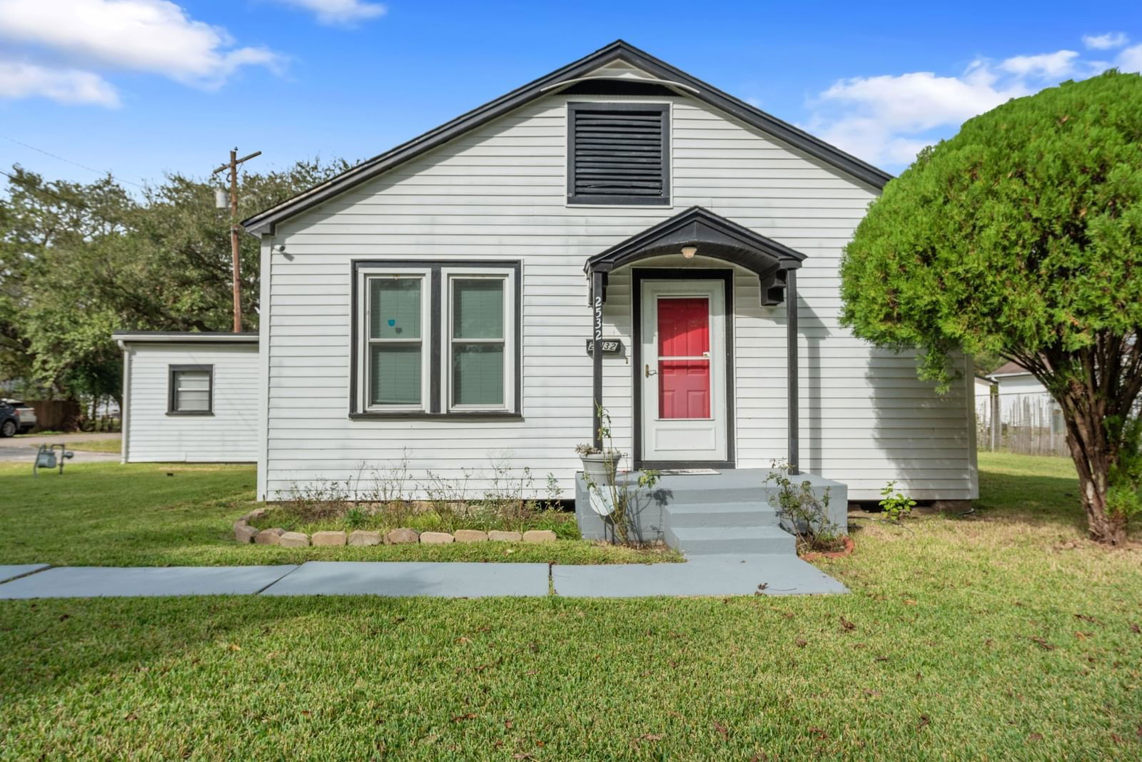 Real estate property located at 2532 Cedar, Galveston, Lawndale, La Marque, TX, US