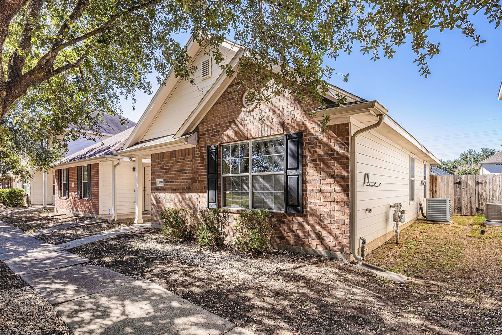 Real estate property located at 6419 Mountain Pines, Harris, Katy, TX, US