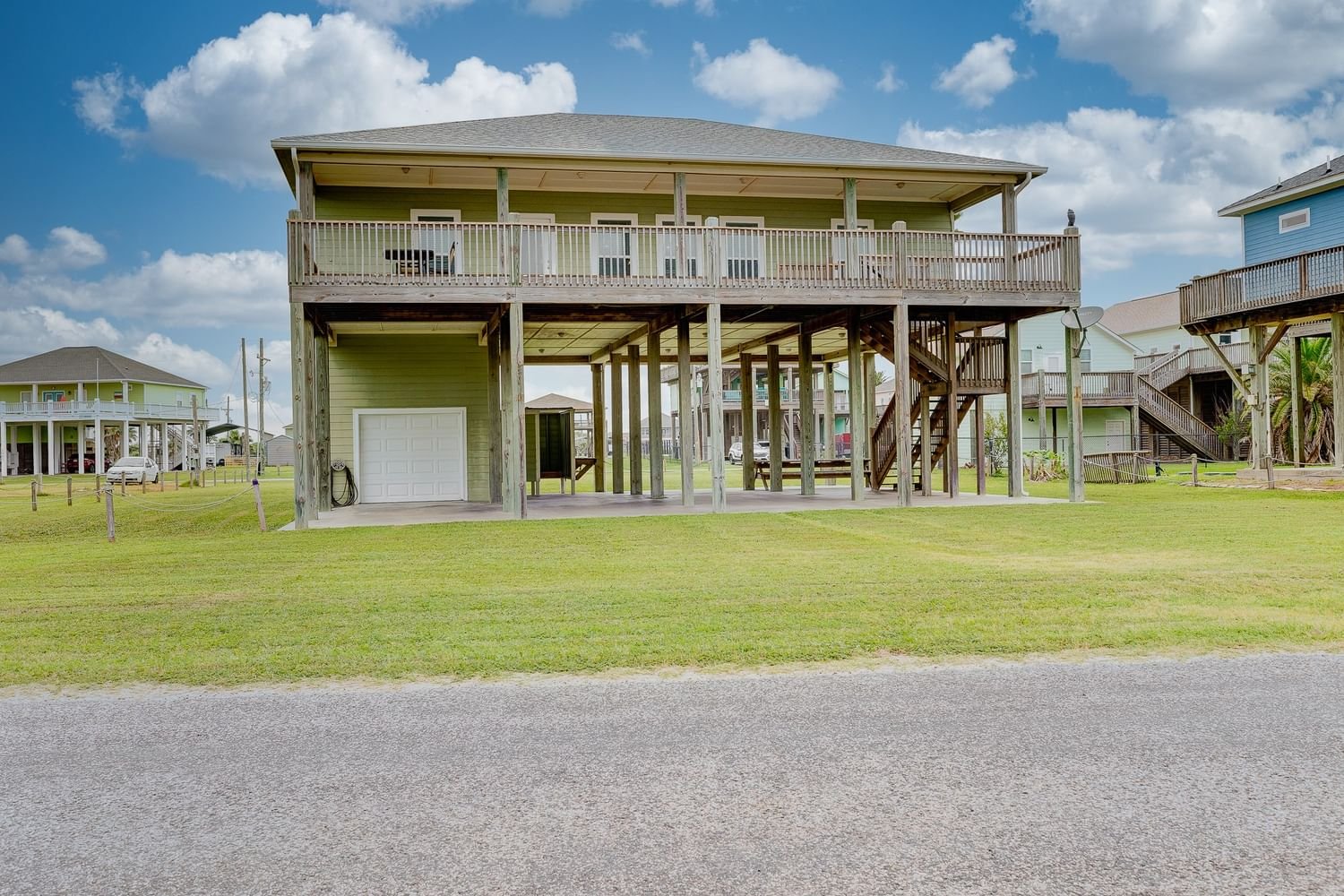 Real estate property located at 1971 Avenue I, Galveston, Gulf Shores 1, Crystal Beach, TX, US