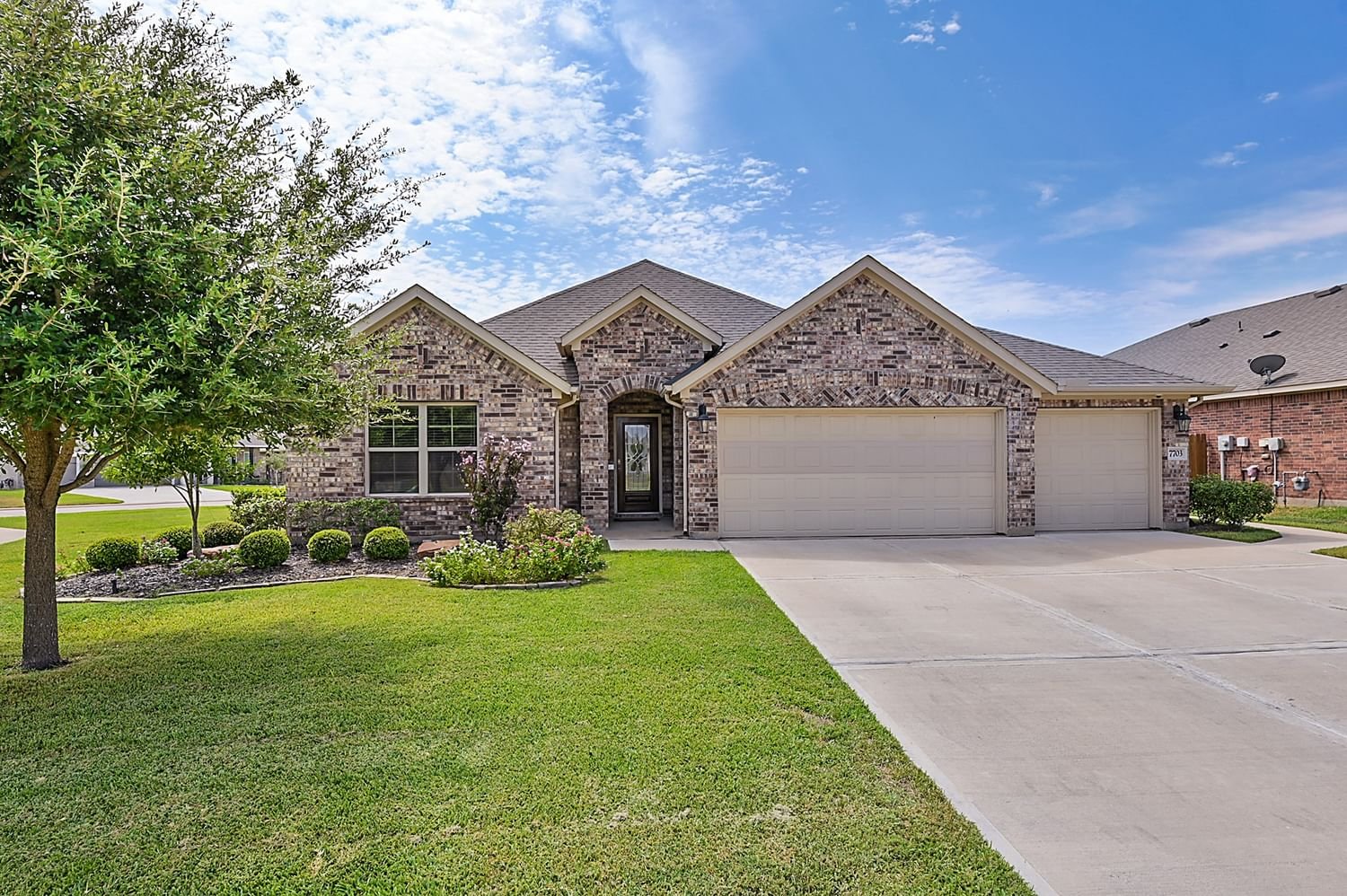 Real estate property located at 7703 Links, Grimes, Pecan Lakes Estates, Navasota, TX, US