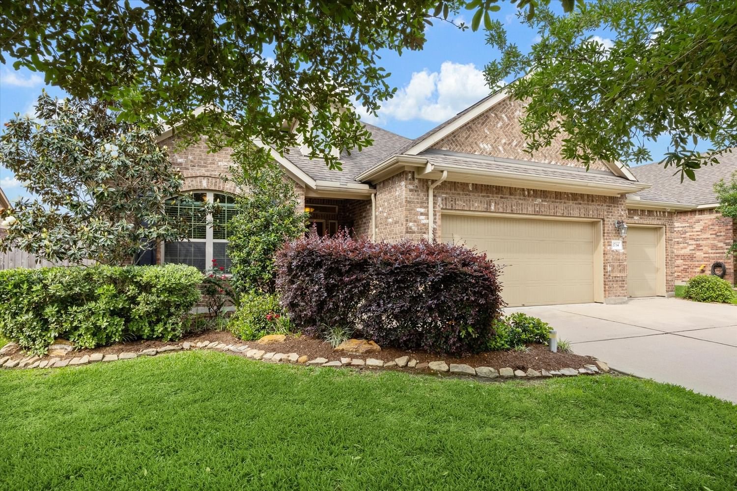 Real estate property located at 2714 Pepper Landing, Harris, Preserve at Highland Glen, Pearland, TX, US