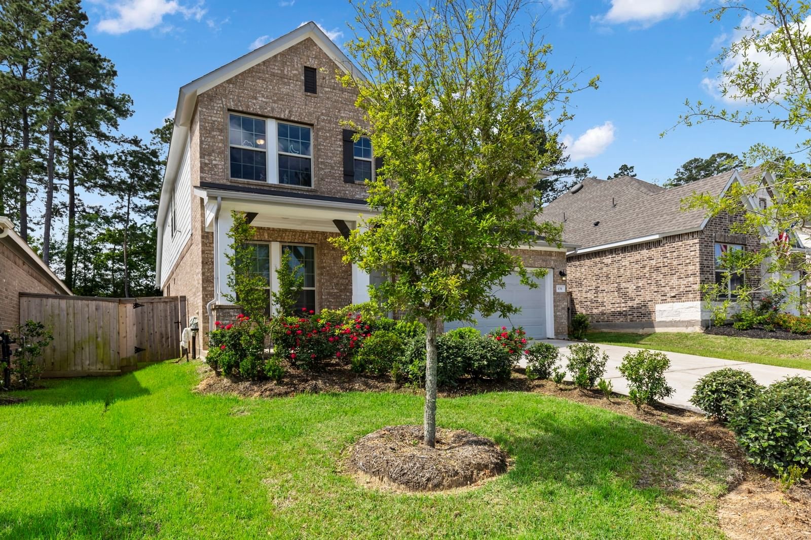 Real estate property located at 131 Scarlet Maple, Montgomery, The Woodlands Hills 09, Conroe, TX, US
