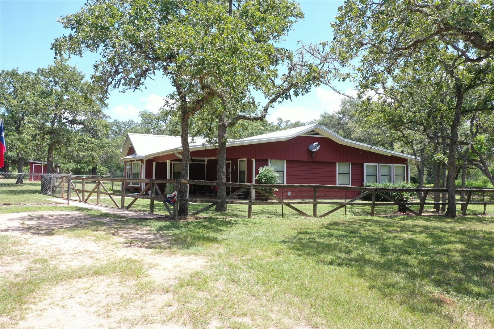 Real estate property located at 1087 County Road 156, Colorado, none, Columbus, TX, US