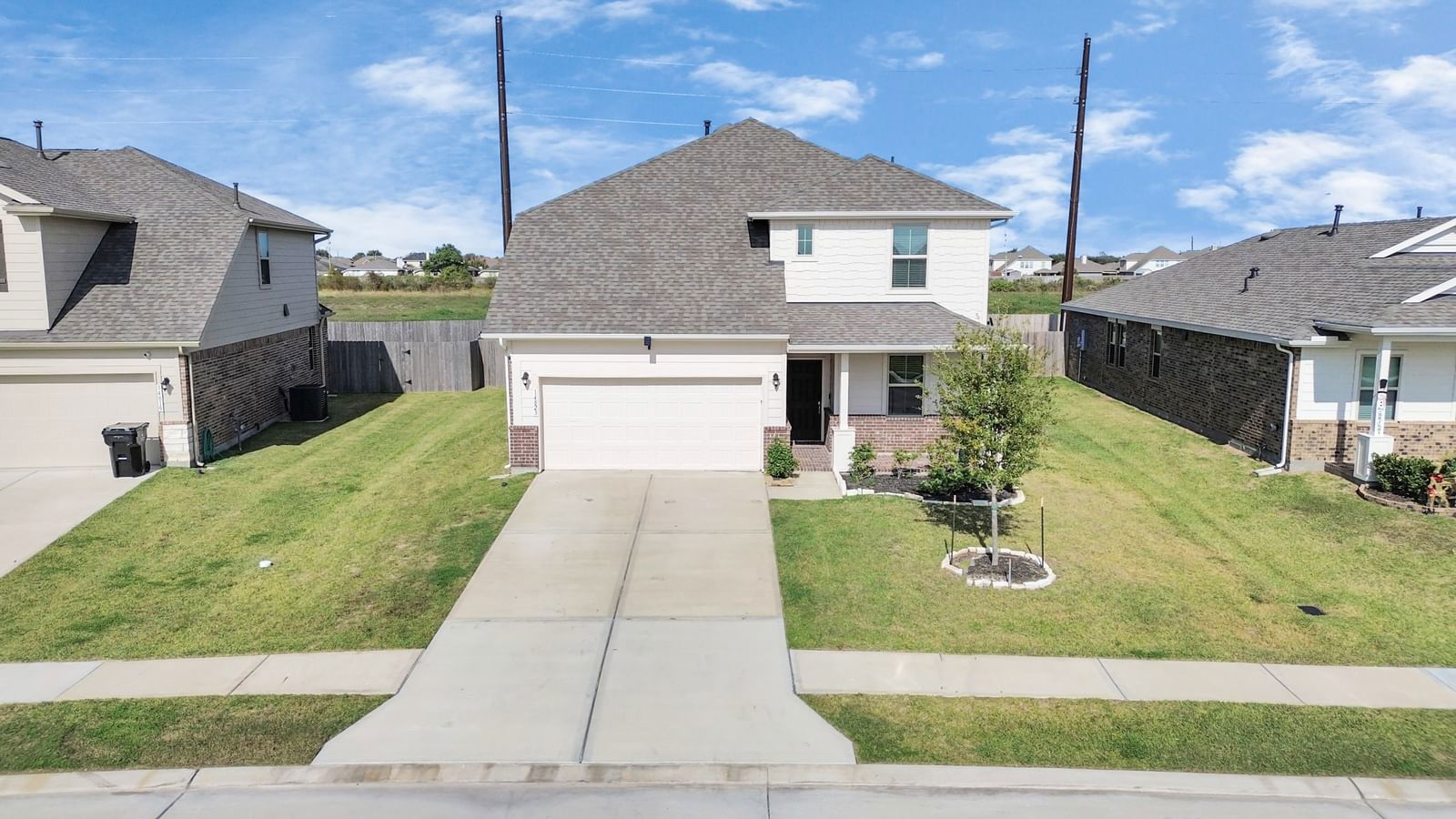 Real estate property located at 14823 Spring Forest Lane, Chambers, Raintree, Baytown, TX, US