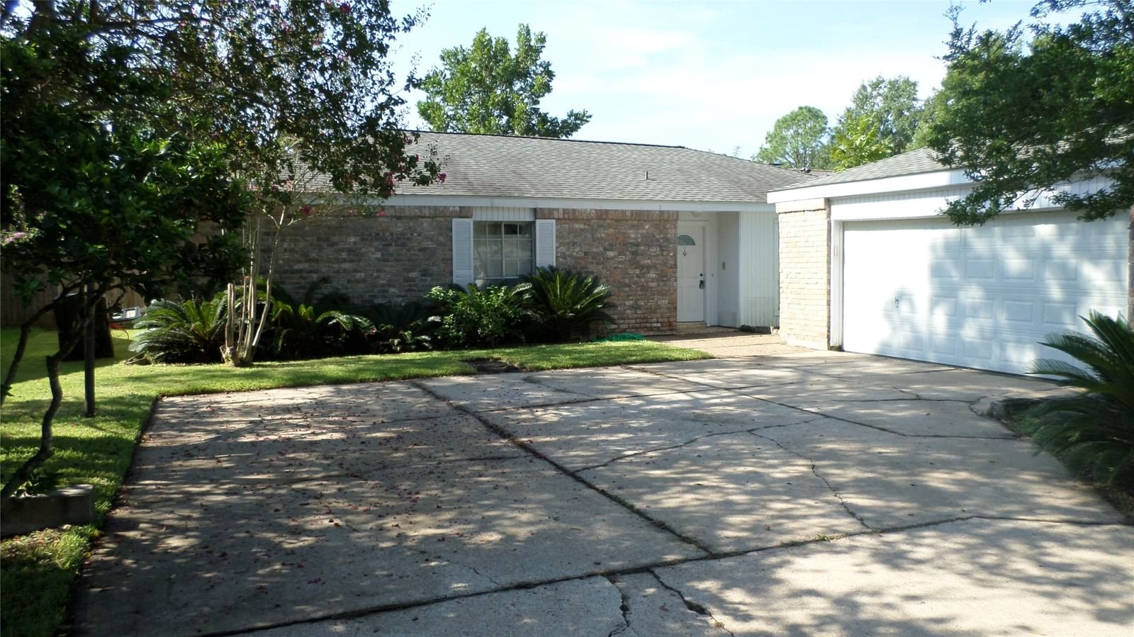 Real estate property located at 14223 Ella Lee, Harris, Briar Village Sec 01, Houston, TX, US