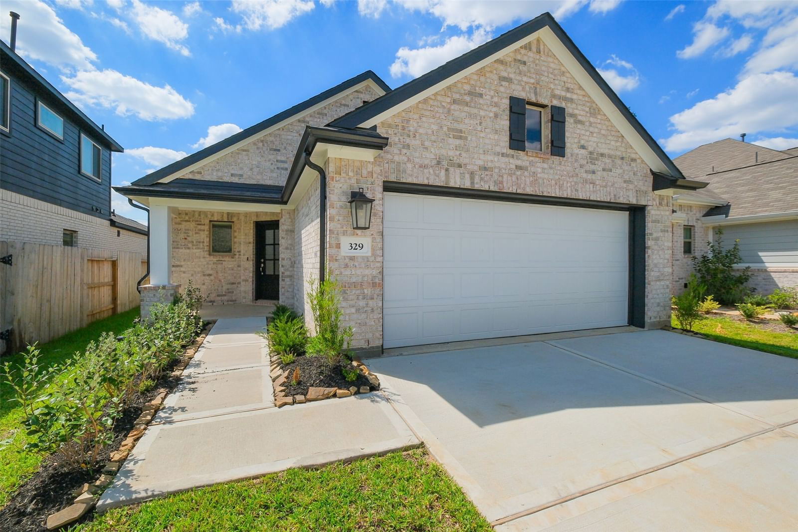 Real estate property located at 329 Salerio, Montgomery, Venetian Pines, Conroe, TX, US