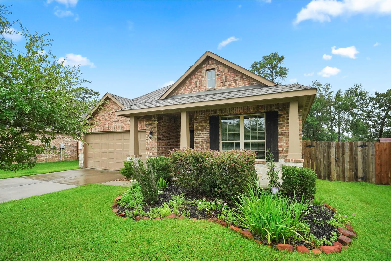 Real estate property located at 3227 Discovery, Montgomery, Barton Woods 02, Conroe, TX, US