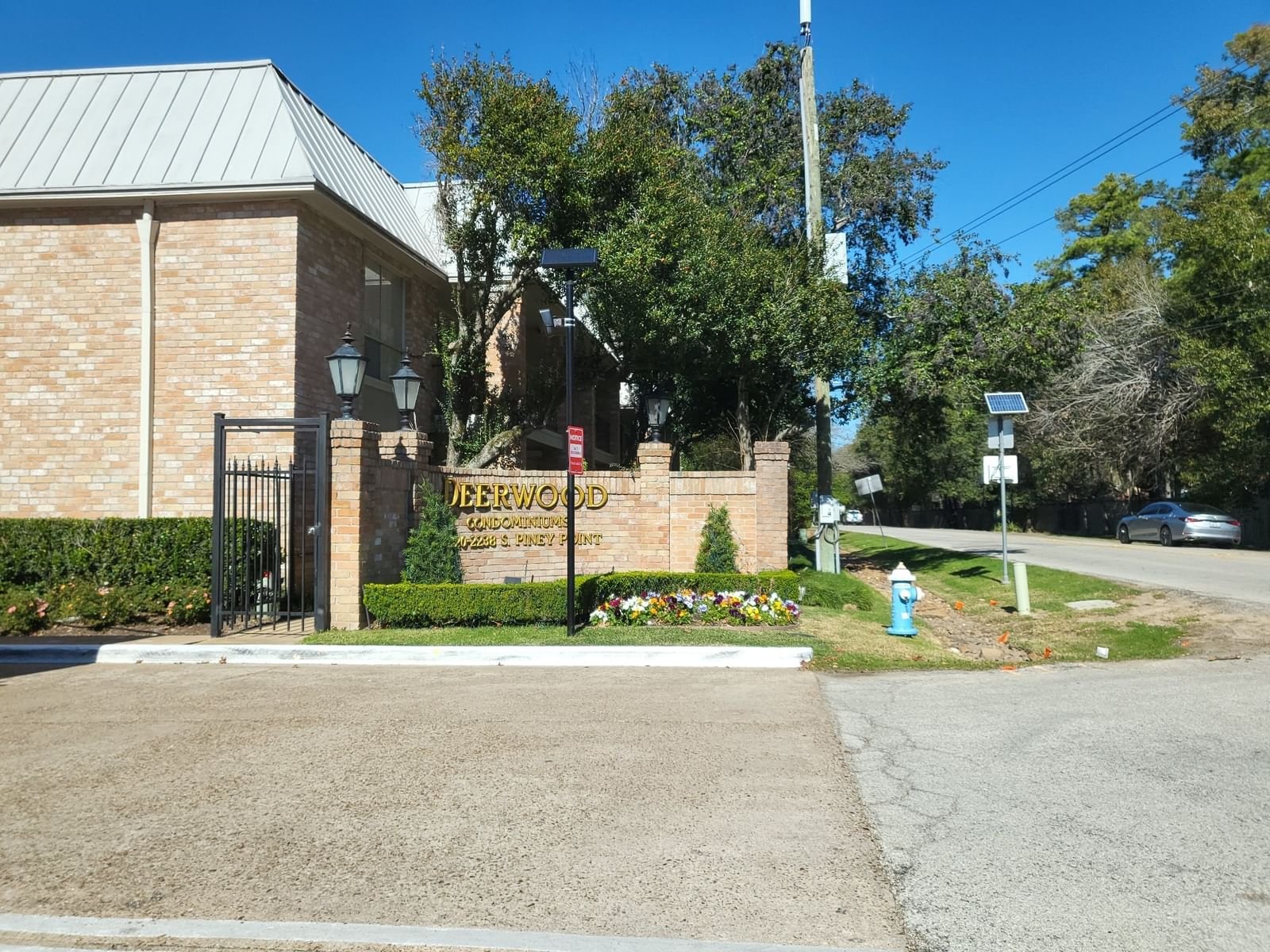 Real estate property located at 2224 Piney Point #224, Harris, Deerwood Gardens Condo, Houston, TX, US