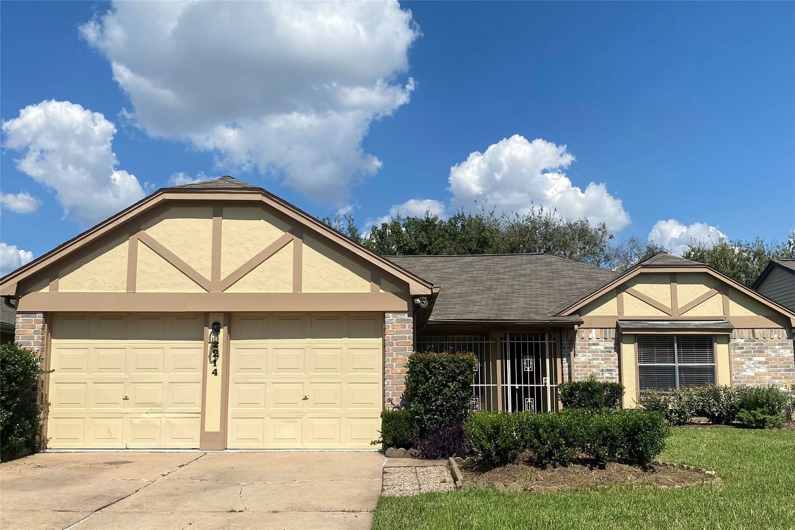 Real estate property located at 2214 Ferrisburg, Fort Bend, Barrington Place Sec 1, Sugar Land, TX, US