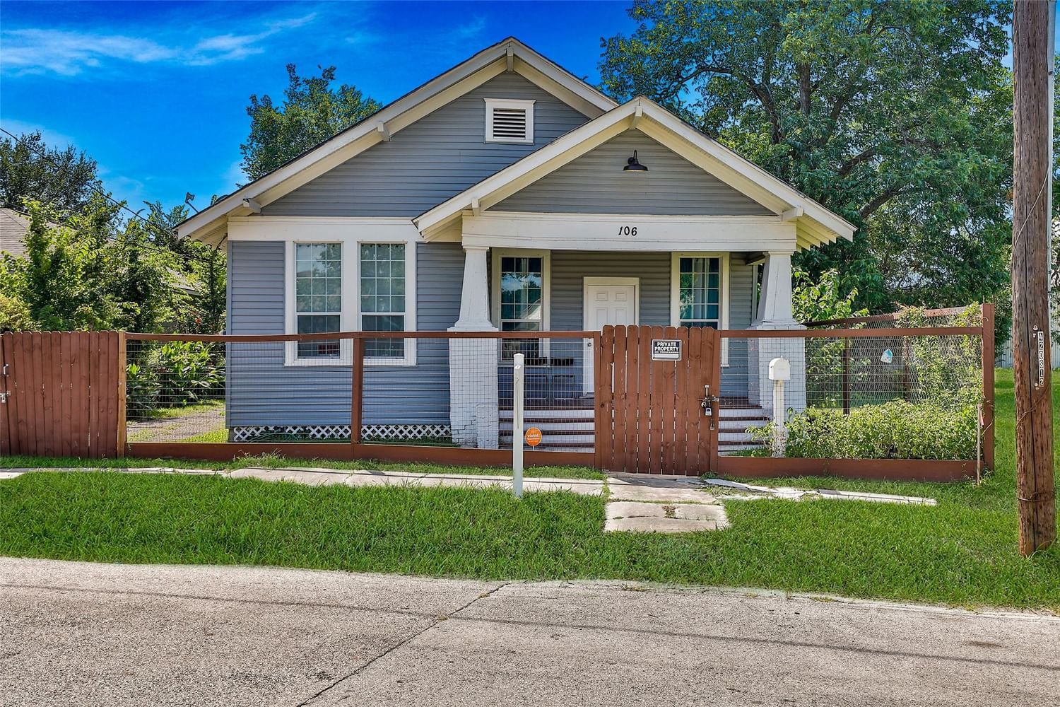 Real estate property located at 106 Drennan, Harris, Houston, TX, US