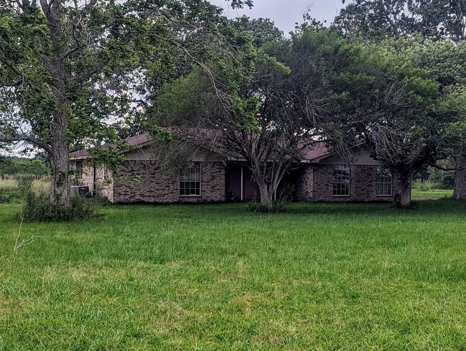 Real estate property located at 1946 County Road 109, Liberty, Sam Leaper, Devers, TX, US