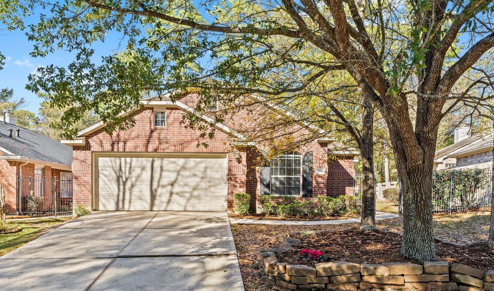 Real estate property located at 134 Foxbriar Forest, Montgomery, Wdlnds Village Alden Br 79, The Woodlands, TX, US