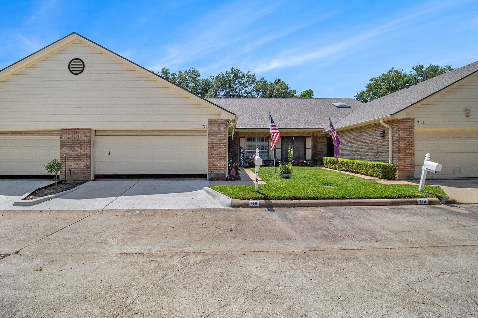 Real estate property located at 718 Country Grove, Brazoria, Pearland, TX, US
