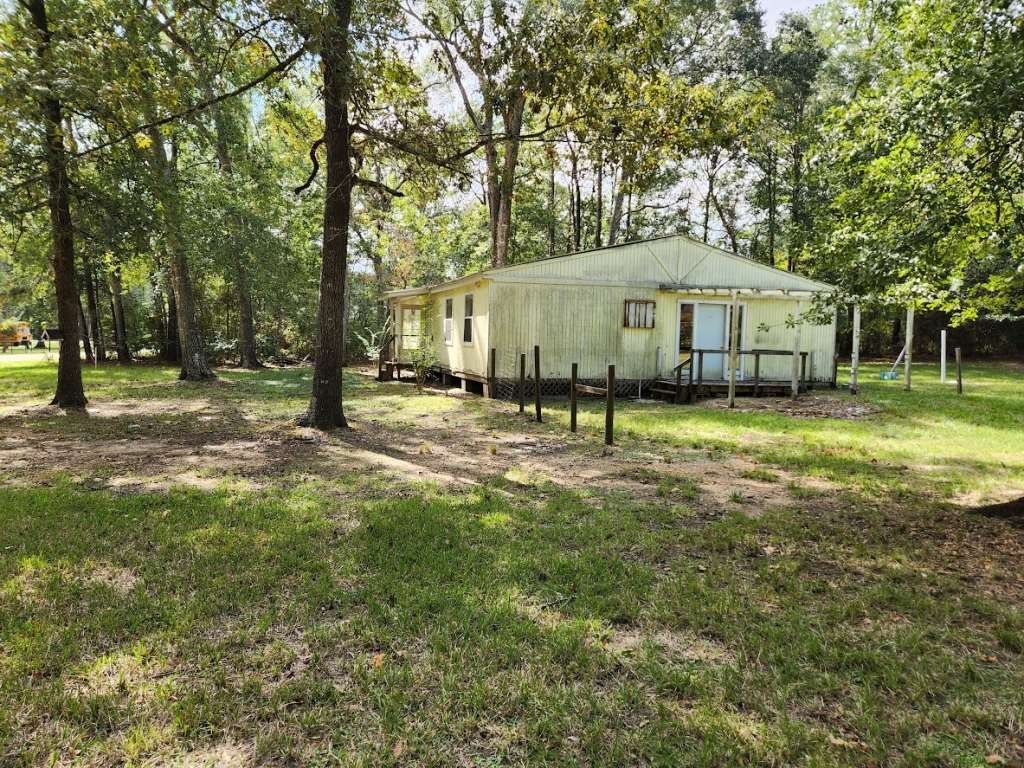 Real estate property located at 71 Cedar Lodge, San Jacinto, Cedar Lake Estates, Coldspring, TX, US