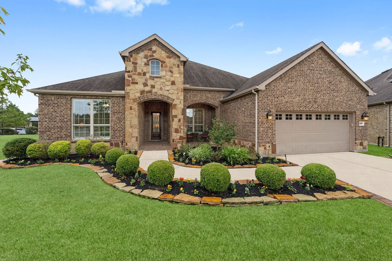 Real estate property located at 321 Kerry Bog, Montgomery, Del Webb The Woodlands 02, The Woodlands, TX, US