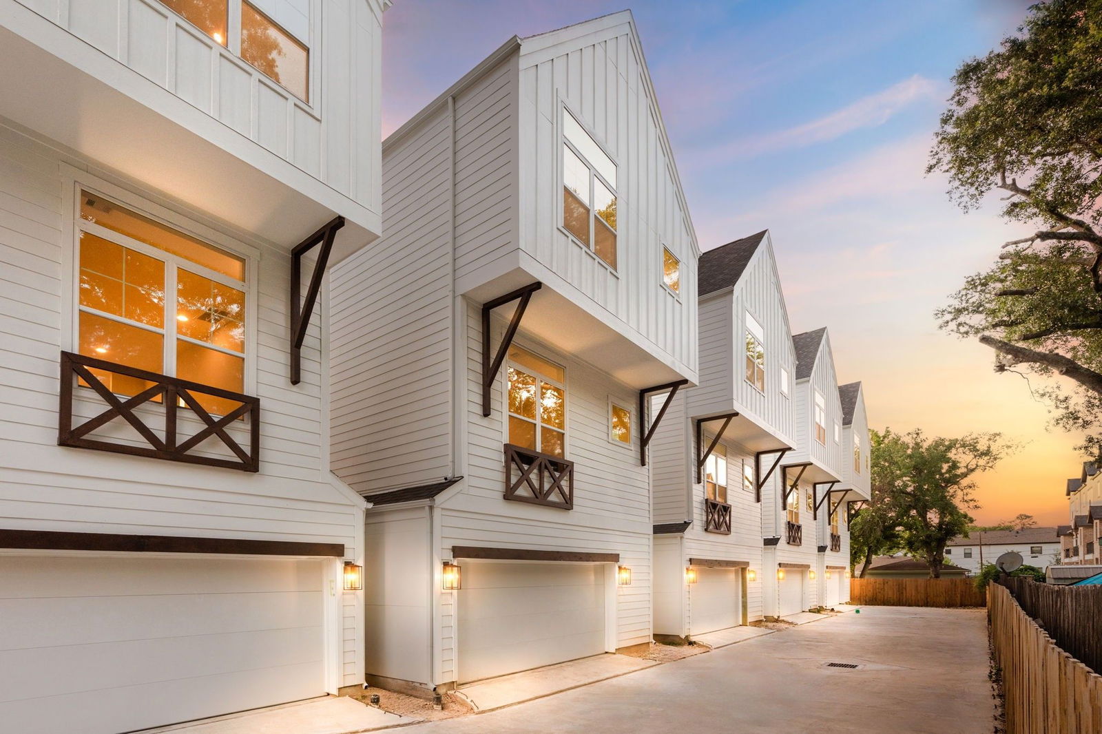 Real estate property located at 904 Martin E, Harris, Houston, TX, US