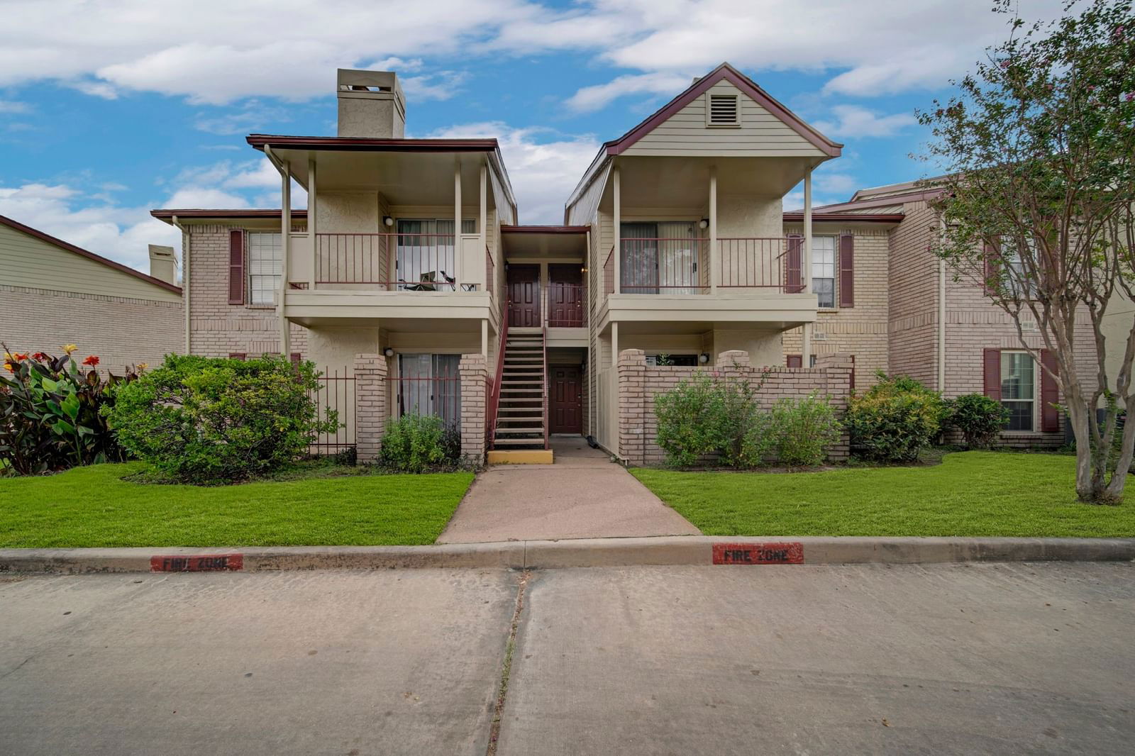 Real estate property located at 2120 El Paseo #1914, Harris, One Montreal Condo Ph B, Houston, TX, US