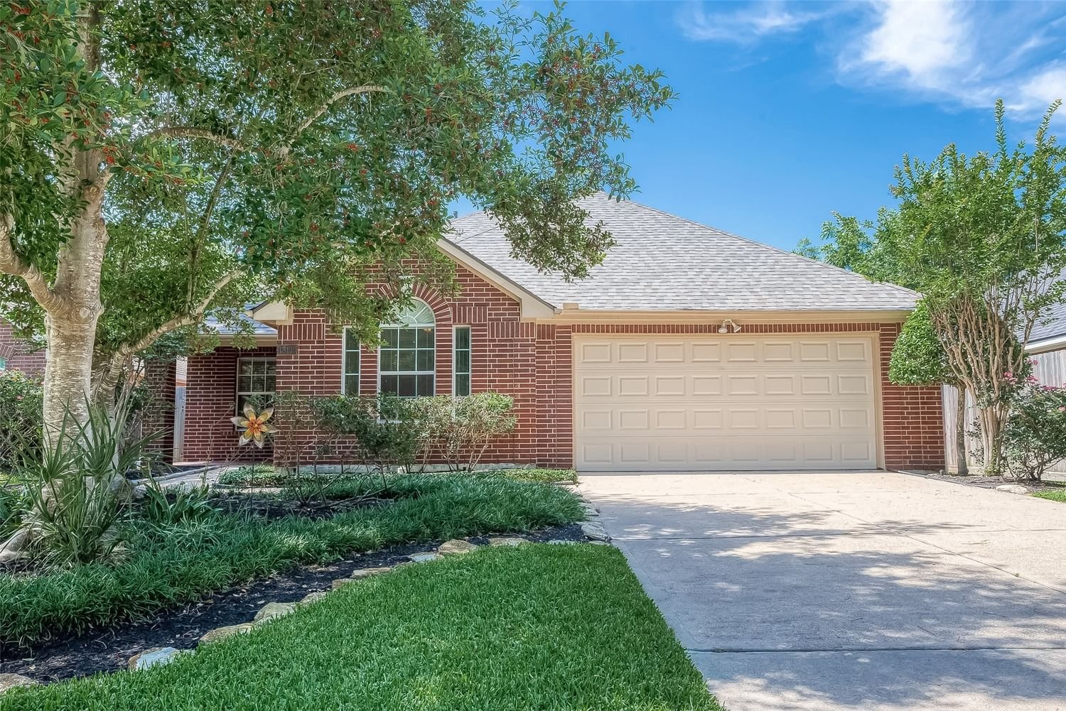 Real estate property located at 18130 Brookes, Harris, Green Trails Crossing, Houston, TX, US