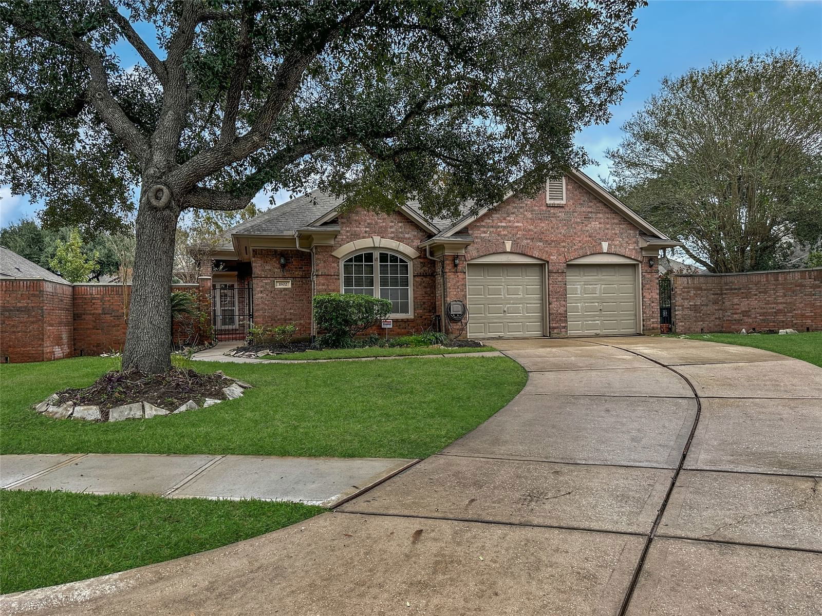 Real estate property located at 1802 Auburn, Fort Bend, The Landing At Greatwood Sec 1, Sugar Land, TX, US