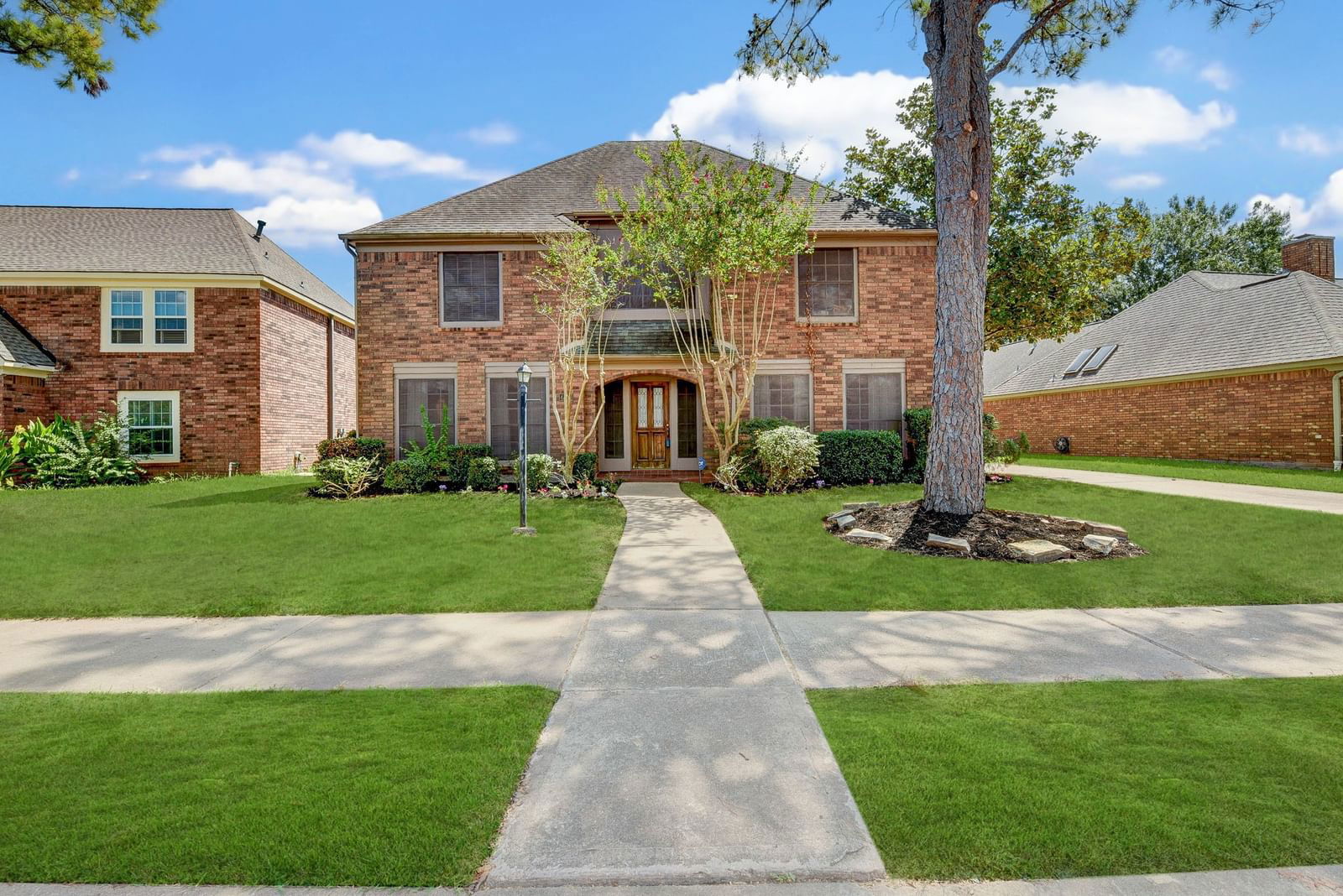 Real estate property located at 4407 Knightsbridge, Fort Bend, Oxford Sec 1, Sugar Land, TX, US