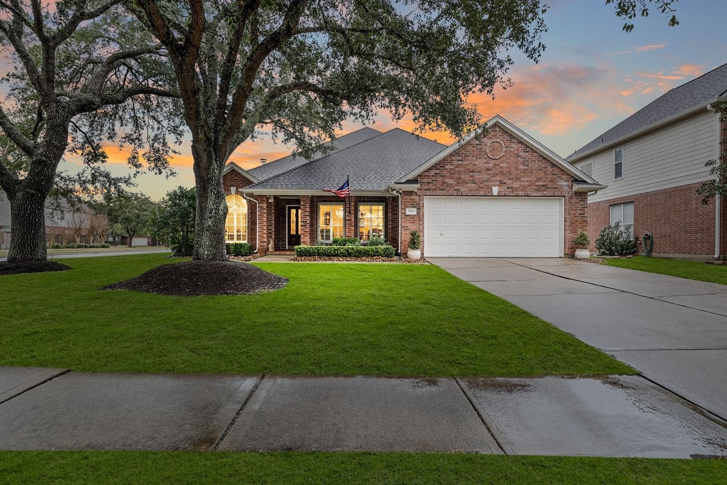 Real estate property located at 7403 Maple Run, Fort Bend, Greatwood Crossing, Sugar Land, TX, US