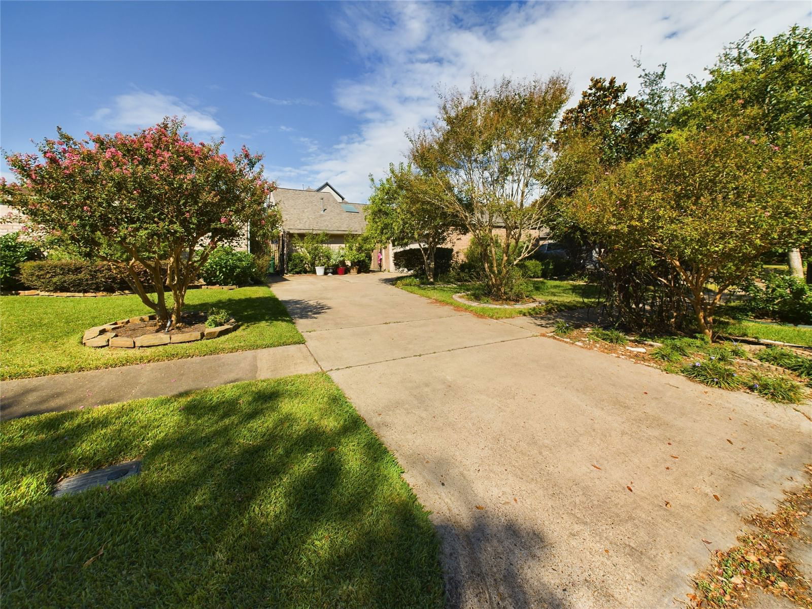 Real estate property located at 2026 Ashford Hollow, Harris, Ashford Hollow Sec 01, Houston, TX, US