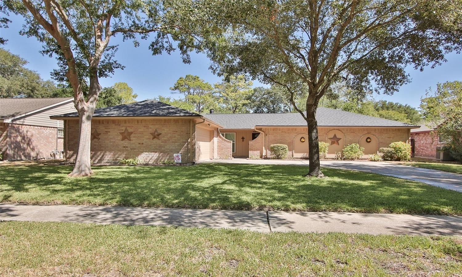 Real estate property located at 12502 Aste, Harris, Houston, TX, US