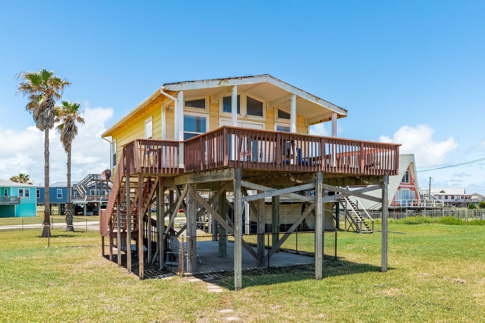 Real estate property located at 819 Sea Shell, Brazoria, Surfside Townsite Sec 2, Surfside Beach, TX, US