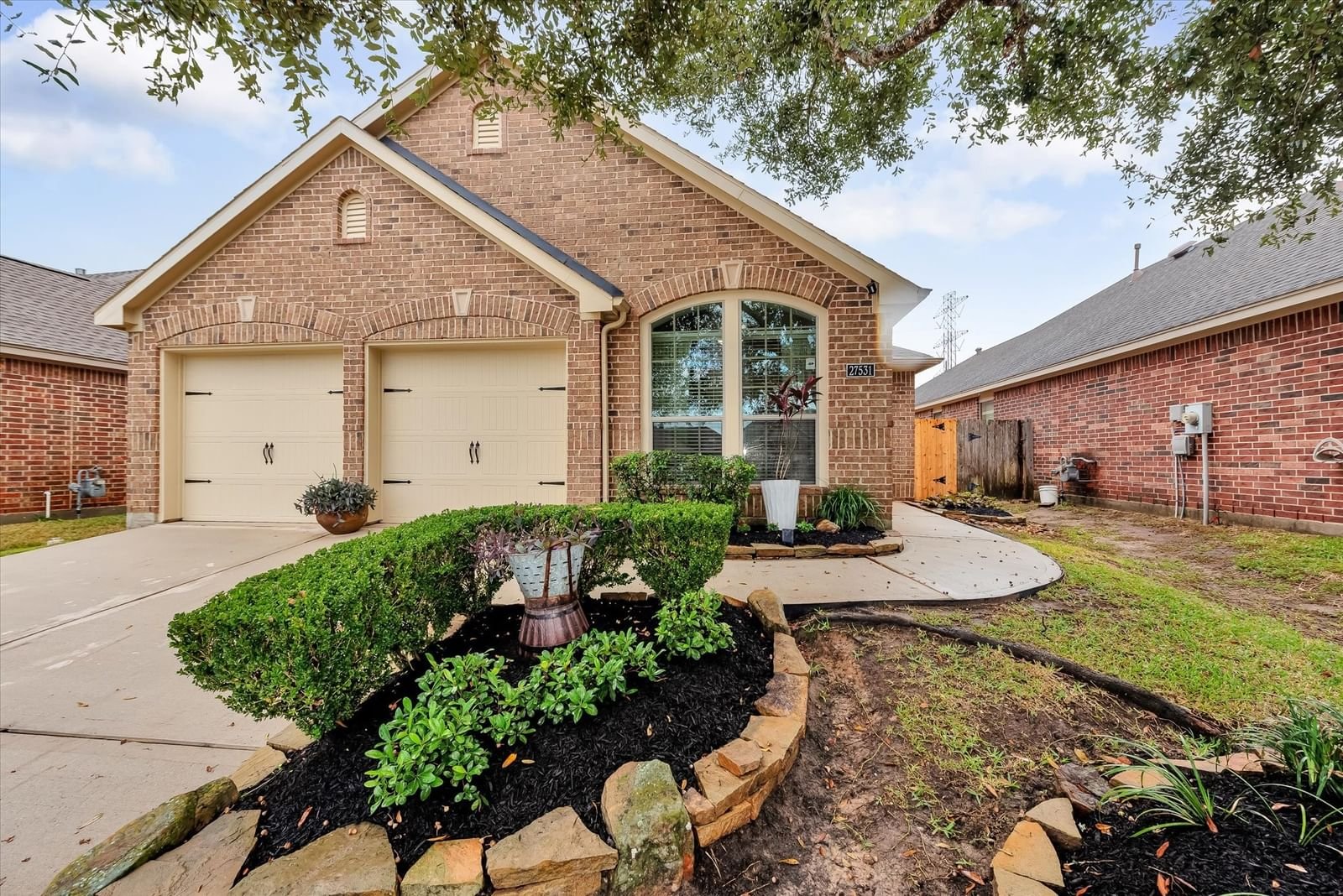 Real estate property located at 27531 Gatlin, Montgomery, Spring Trails 14, Spring, TX, US
