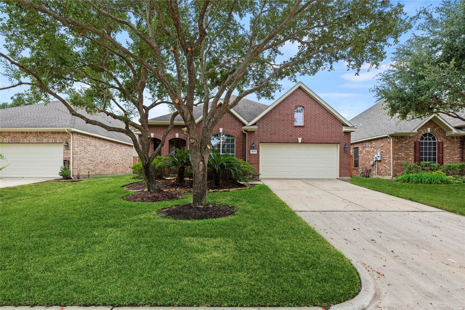 Real estate property located at 5238 Katy Arbor, Fort Bend, Heritage Grand, Katy, TX, US