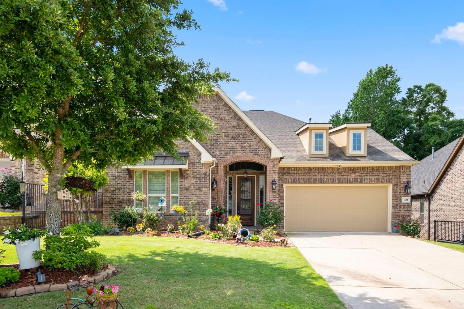 Real estate property located at 3521 Falcon, Montgomery, Estates Of Wedgewood Falls, Conroe, TX, US