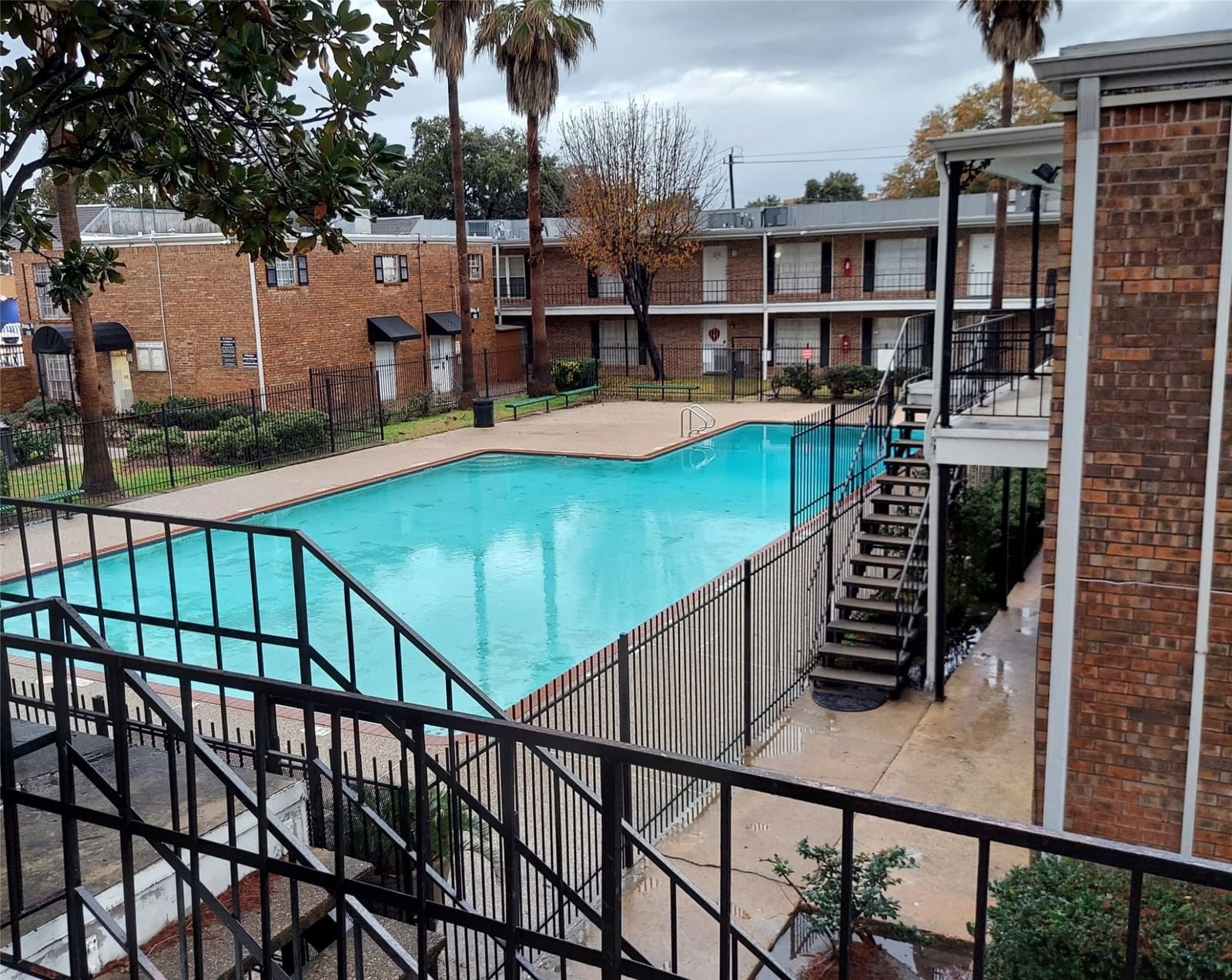 Real estate property located at 6305 Westward #114, Harris, Courtland Park Twnhms Condos, Houston, TX, US