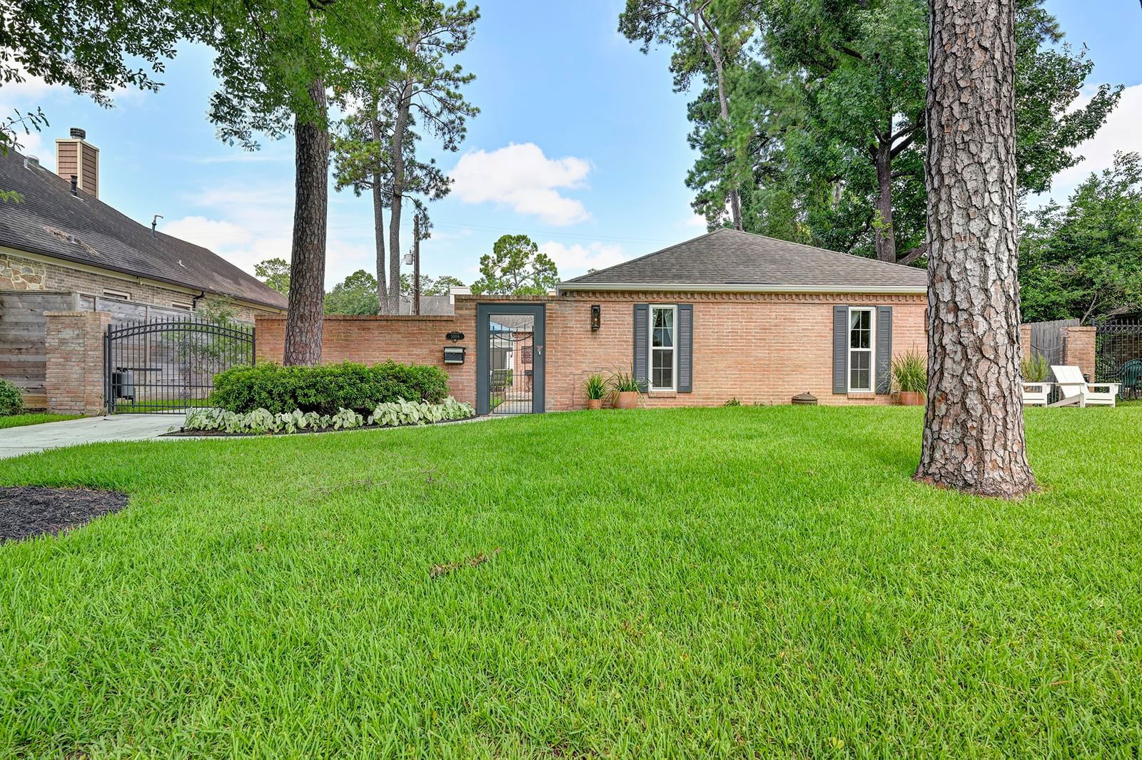 Real estate property located at 1006 Briarbrook, Harris, Briargrove Park, Houston, TX, US