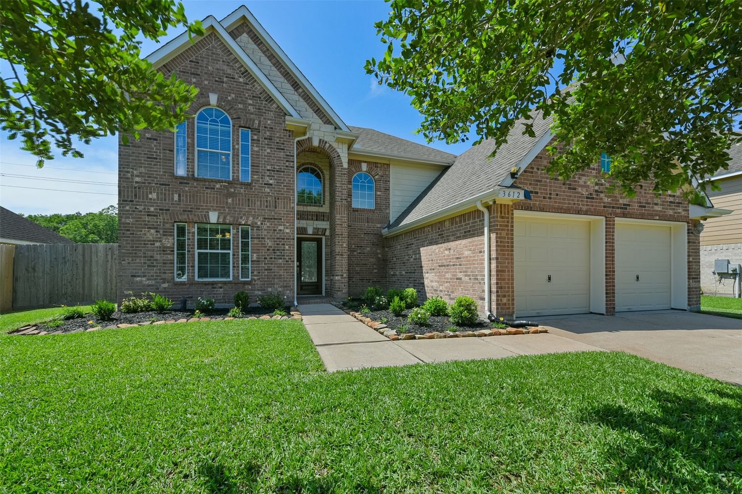 Real estate property located at 3612 Oak Crossing, Brazoria, Oakbrook Estates Sec 7, Pearland, TX, US