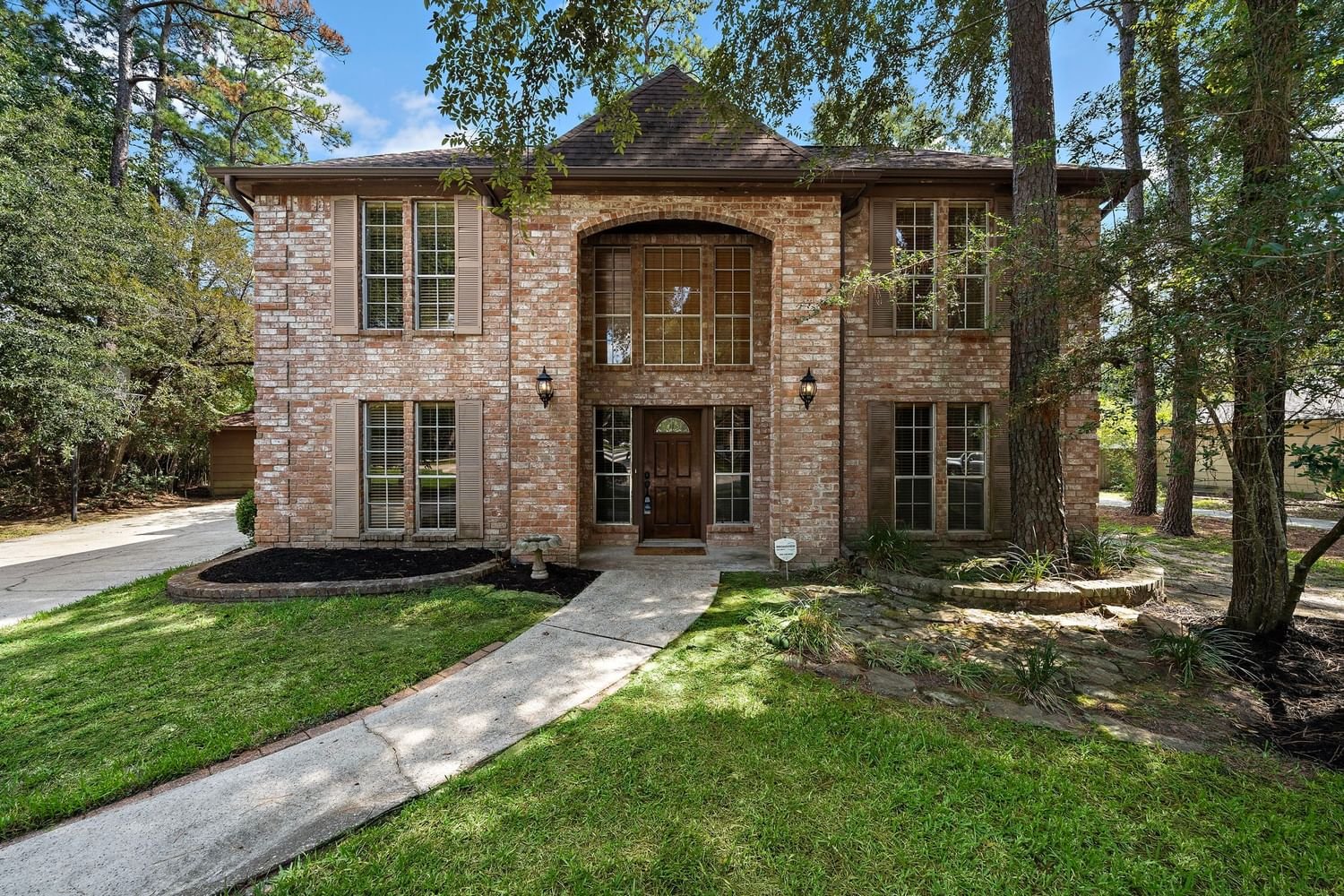 Real estate property located at 143 Towering Pines, Montgomery, THE WOODLANDS PANTHER CREEK, Spring, TX, US