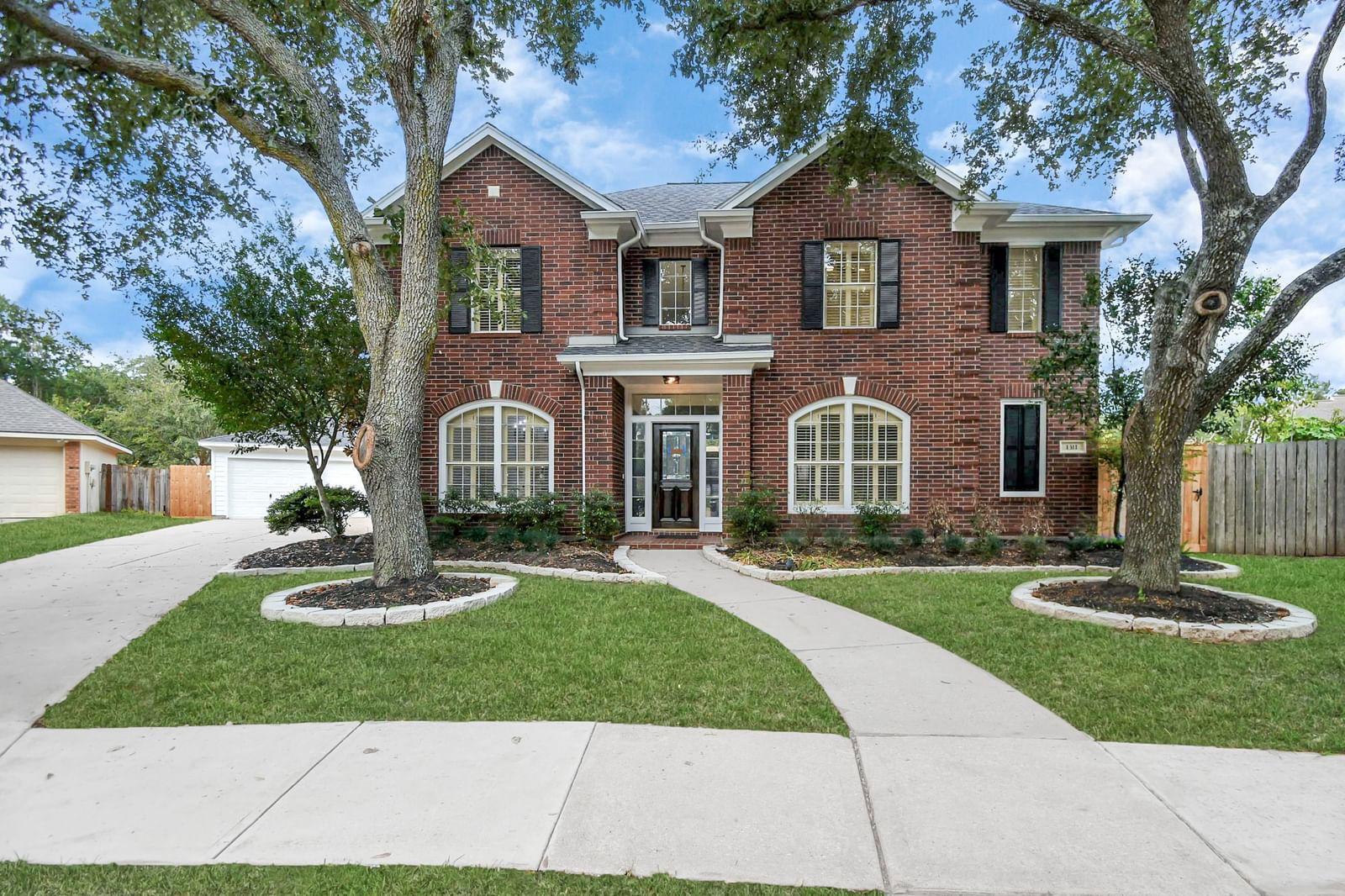 Real estate property located at 1311 Raintree, Fort Bend, The Lakes Sec 1, Sugar Land, TX, US