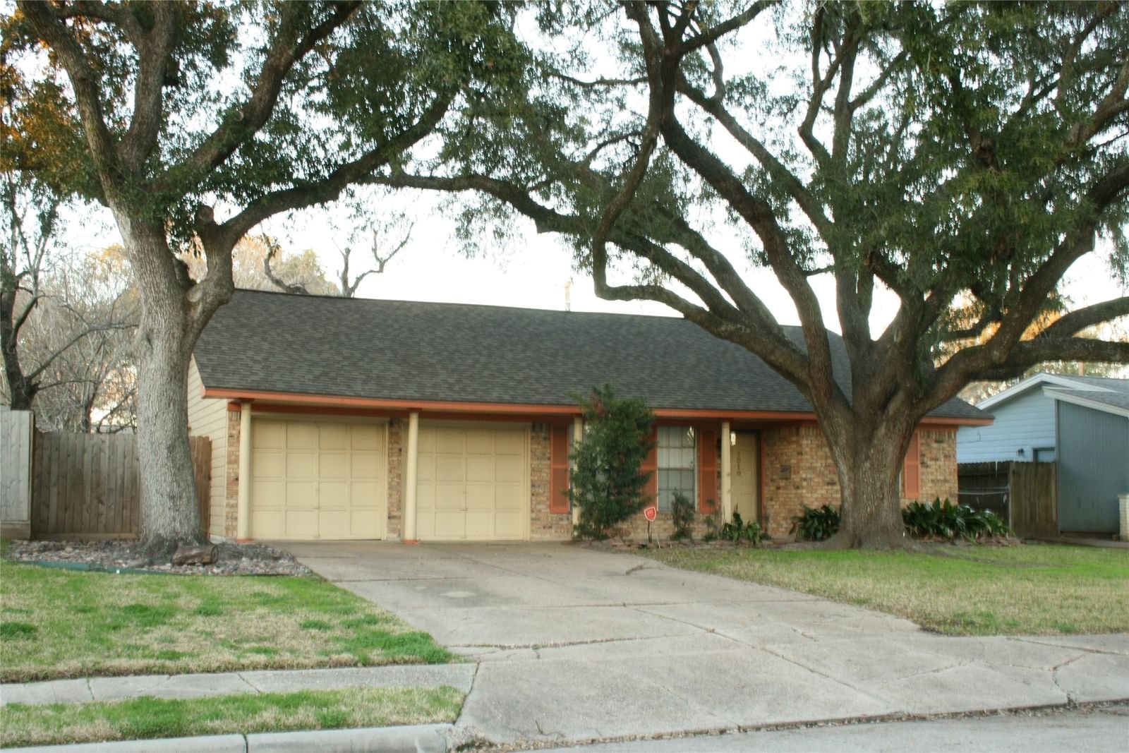 Real estate property located at 7010 Carvel, Harris, Sharpstown Sec 02, Houston, TX, US
