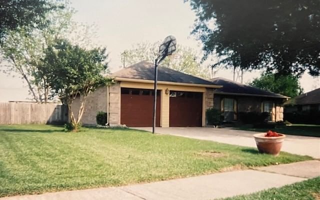 Real estate property located at 614 Magnolia Bend, Galveston, League City, TX, US