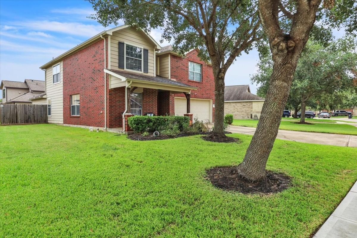 Real estate property located at 3316 Trail Hollow, Brazoria, Southern Trails West, Pearland, TX, US