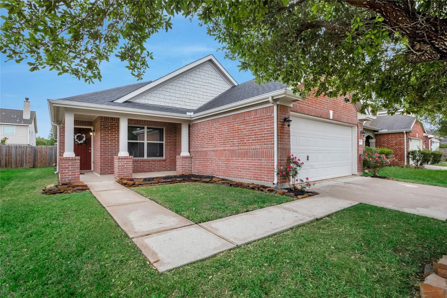 Real estate property located at 29230 Legends Green, Montgomery, Legends Run 09, Spring, TX, US