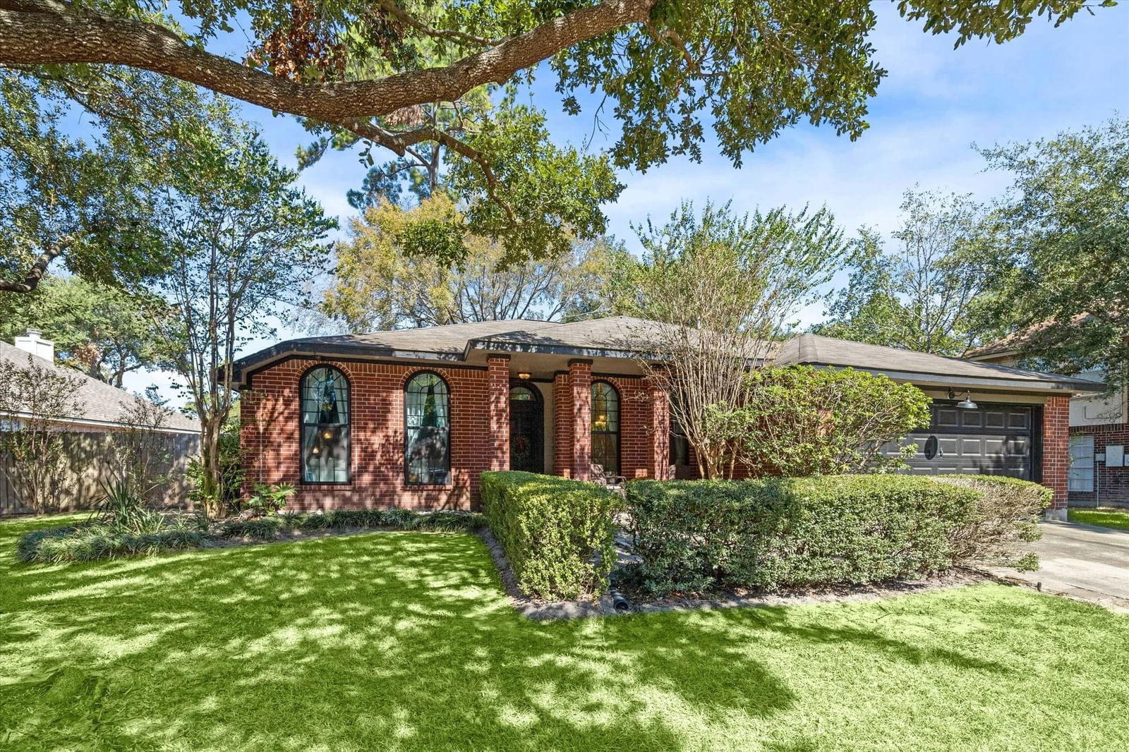 Real estate property located at 1811 Moston, Montgomery, IMPERIAL OAKS, Spring, TX, US