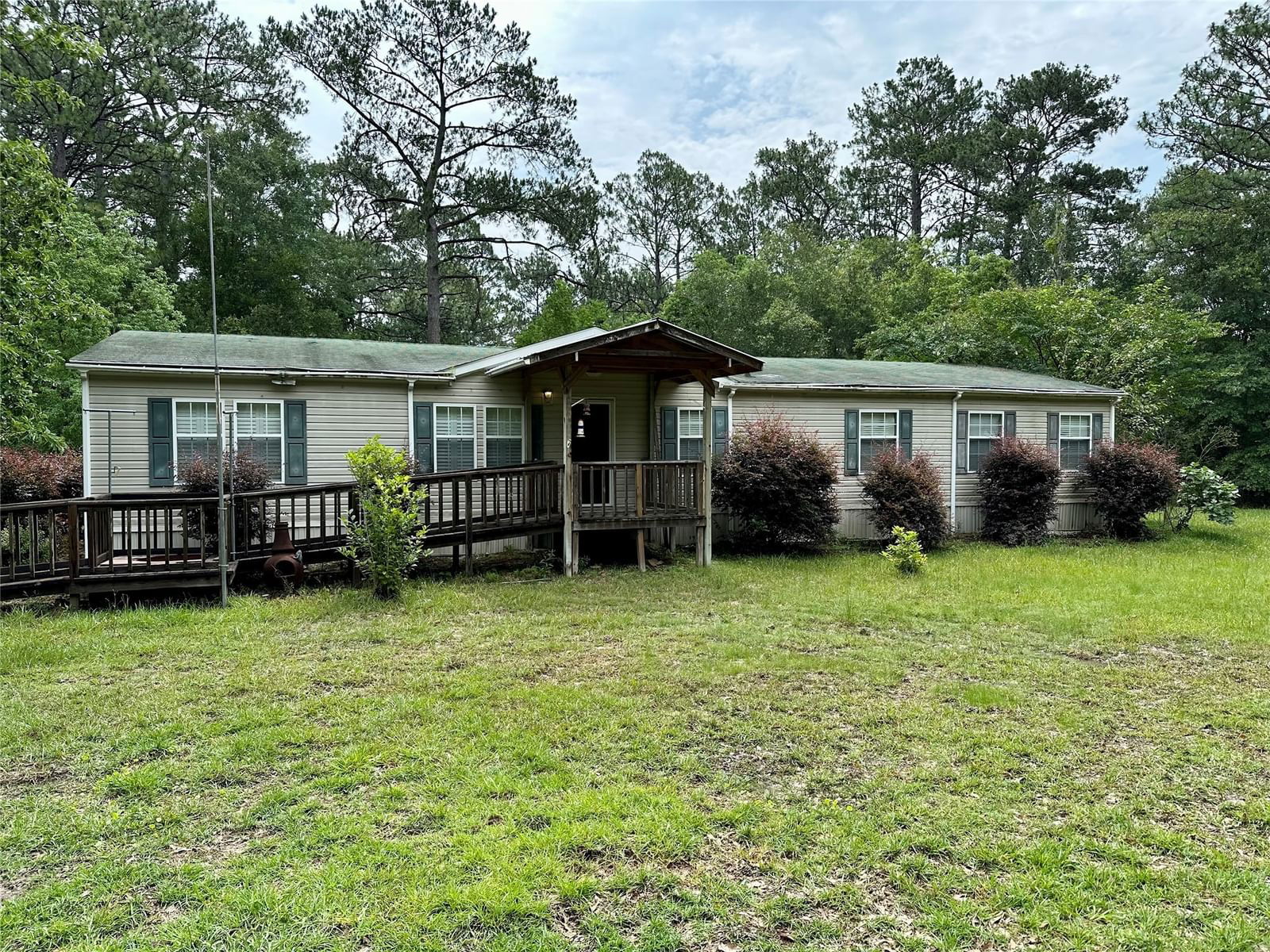 Real estate property located at 4064 Griffin Grove, Hardin, Forest Hills #3, Silsbee, TX, US