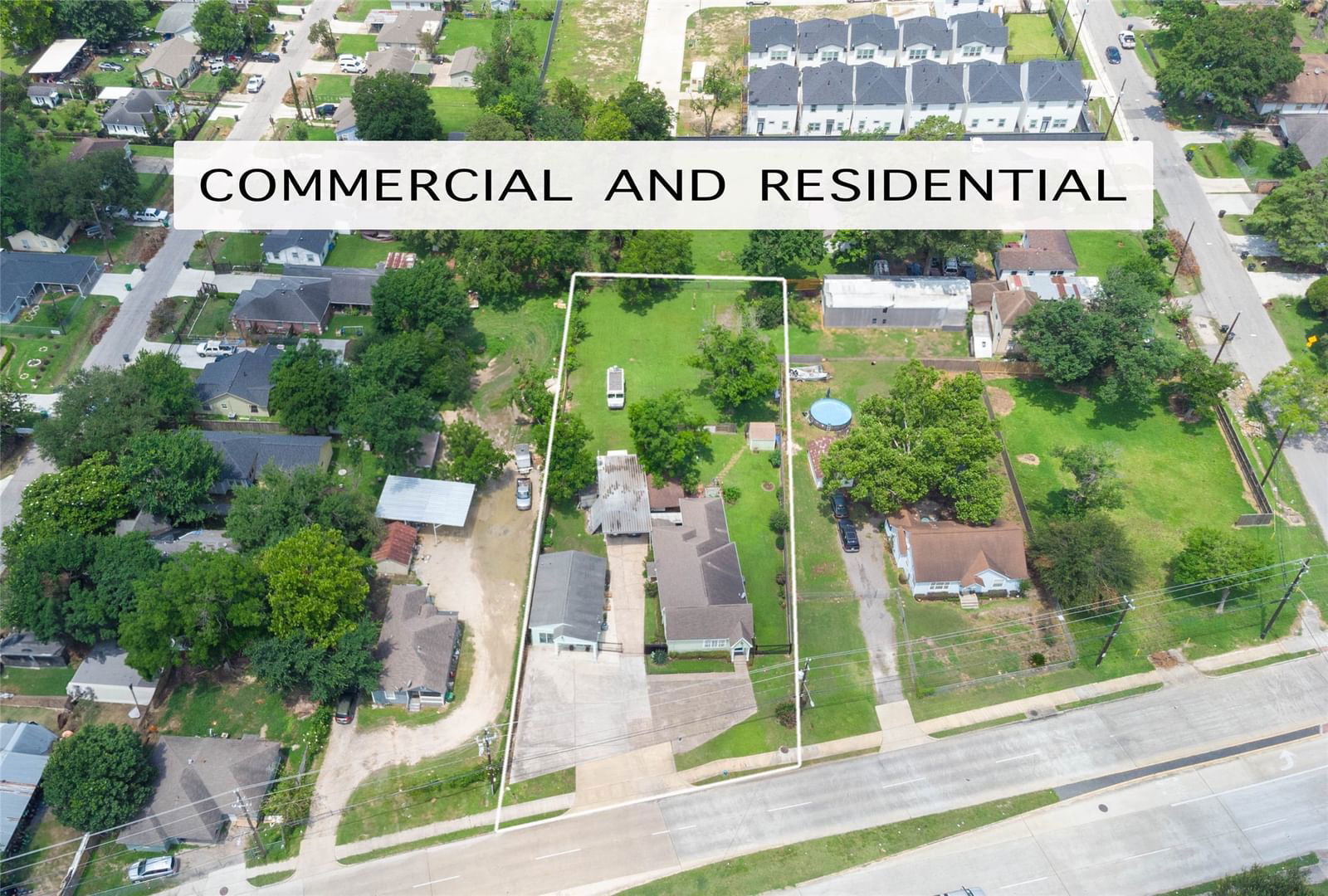 Real estate property located at 9821 Fulton, Harris, Thatchers Gardens, Houston, TX, US