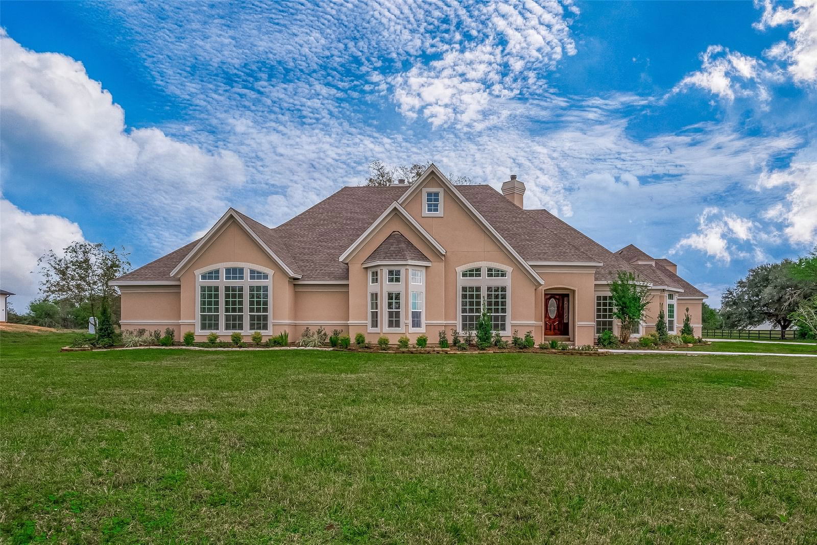 Real estate property located at 1810 McCrary, Fort Bend, Grand River Sec 1, Richmond, TX, US